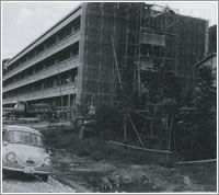 昭和40年代 建設中の1号館